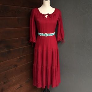 Vintage pleated peasant dress